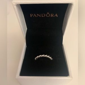 Pandora Twisted Ring